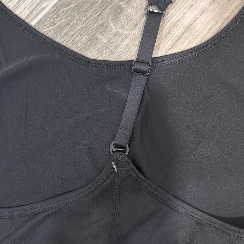 NET Nike Tank - Picture 4 of 5